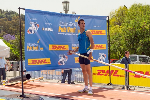 &Omicron; &Phi;&iota;&lambda;&iota;&pi;&pi;ί&delta;&eta;&sigmaf; έ&gamma;&iota;&nu;&epsilon; &alpha;&pi;ό &nu;&omega;&rho;ί&sigmaf; &tau;&omicron;...&alpha;&phi;&epsilon;&nu;&tau;&iota;&kappa;ό