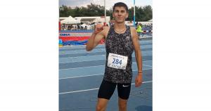 &Omicron; &Pi;&alpha;&nu;&alpha;&gamma;&iota;ώ&tau;&eta;&sigmaf; &Alpha;&theta;&alpha;&nu;&alpha;&sigma;ά&kappa;&eta;&sigmaf; &mu;&epsilon; &tau;&eta;&nu; &Epsilon;&theta;&nu;&iota;&kappa;ή &omicron;&mu;ά&delta;&alpha; &sigma;&tau;ί&beta;&omicron;&upsilon; &Kappa;-18 &sigma;&tau;&eta;&nu; &sigma;&upsilon;&nu;ά&nu;&tau;&eta;&sigma;&eta; &Epsilon;&lambda;&lambda;ά&sigmaf; - &Kappa;ύ&pi;&rho;&omicron;&sigmaf;