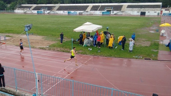 &Eta; &beta;&rho;&omicron;&chi;ή &pi;&rho;&omega;&tau;&alpha;&gamma;&omega;&nu;ί&sigma;&tau;&eta;&sigma;&epsilon; &sigma;&tau;&eta;&nu; &pi;&rho;ώ&tau;&eta; &eta;&mu;έ&rho;&alpha; &tau;&omicron;&upsilon; &Pi;&alpha;&nu;&epsilon;&lambda;&lambda;&eta;&nu;ί&omicron;&upsilon; &Pi;&rho;&omega;&tau;&alpha;&theta;&lambda;ή&mu;&alpha;&tau;&omicron;&sigmaf; &sigma;&upsilon;&nu;&theta;έ&tau;&omega;&nu; &alpha;&gamma;&omega;&nu;&iota;&sigma;&mu;ά&tau;&omega;&nu;