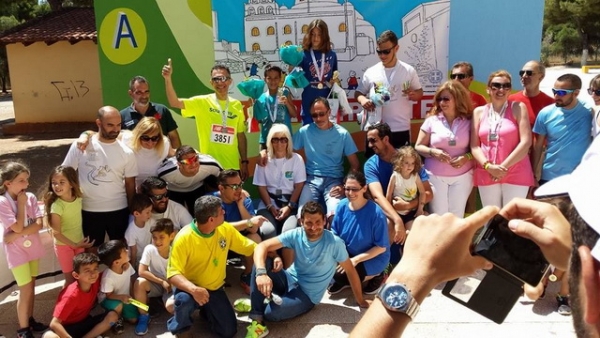 &Delta;&Epsilon;&Lambda;&Tau;&Iota;&Omicron; &Tau;&Upsilon;&Pi;&Omicron;&Upsilon; - &Mu;&epsilon; &tau;&omicron; &pi;&alpha;&iota;&delta;&iota;&kappa;ό &chi;&alpha;&mu;ό&gamma;&epsilon;&lambda;&omicron; &gamma;&iota;&alpha; ά&lambda;&lambda;&eta; &mu;&iota;&alpha; &chi;&rho;&omicron;&nu;&iota;ά &pi;&rho;&alpha;&gamma;&mu;&alpha;&tau;&omicron;&pi;&omicron;&iota;ή&theta;&eta;&kappa;&epsilon; &omicron; 2&omicron;&sigmaf; &Delta;&rho;ό&mu;&omicron;&sigmaf; &Delta;&eta;&mu;&omicron;&tau;&iota;&kappa;&omicron;ύ &Sigma;&chi;&omicron;&lambda;&epsilon;ί&omicron;&upsilon; &Alpha;&gamma;.&Mu;&alpha;&rho;ί&nu;&alpha;&sigmaf;