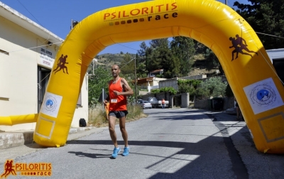 &Omicron; &Sigma;&eta;&phi;ά&kappa;&eta;&sigmaf; &alpha;&pi;ό&lambda;&upsilon;&tau;&omicron;&sigmaf; &kappa;&upsilon;&rho;ί&alpha;&rho;&chi;&omicron;&sigmaf; &tau;&omicron;&upsilon; &laquo;Psiloritis Race&raquo;