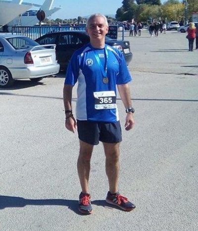 &Delta;&Epsilon;&Lambda;&Tau;&Iota;&Omicron; &Tau;&Upsilon;&Pi;&Omicron;&Upsilon; - &Mu;&epsilon; &Gamma;&iota;ά&nu;&nu;&eta; &Pi;&alpha;&pi;&alpha;&delta;ό&pi;&omicron;&upsilon;&lambda;&omicron; &omicron; &Sigma;&Delta;&Upsilon;&Mu; &sigma;&tau;&omicron; 2&deg; &Eta;&mu;&iota;&mu;&alpha;&rho;&alpha;&theta;ώ&nu;&iota;&omicron; &Omega;&rho;&omega;&pi;&omicron;ύ