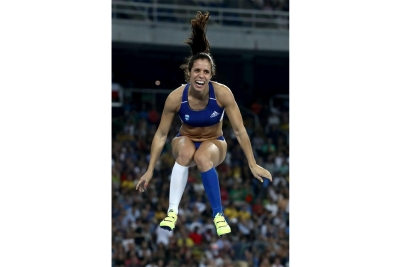 &Rho;ί&omicron; 2016: &Eta; &Epsilon;&Rho;&Tau; &pi;&rho;ό&sigma;&phi;&epsilon;&rho;&epsilon; &sigma;&tau;&omicron;&upsilon;&sigmaf; &phi;&iota;&lambda;ά&theta;&lambda;&omicron;&upsilon;&sigmaf; ... &mu;&pi;ό&lambda;&iota;&kappa;&omicron; &epsilon;&pi;ί &kappa;&omicron;&nu;&tau;ώ