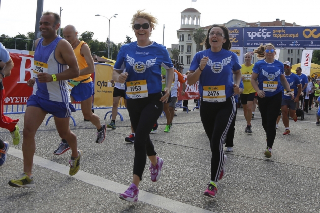 &Delta;&Epsilon;&Lambda;&Tau;&Iota;&Omicron; &Tau;&Upsilon;&Pi;&Omicron;&Upsilon; - 8.000 &chi;&iota;&lambda;&iota;ό&mu;&epsilon;&tau;&rho;&alpha; &sigma;&epsilon; 14 ώ&rho;&epsilon;&sigmaf; &kappa;&alpha;&iota; &sigma;&upsilon;&nu;&epsilon;&chi;ί&zeta;&omicron;&upsilon;&mu;&epsilon; &nu;&alpha; &tau;&rho;έ&chi;&omicron;&upsilon;&mu;&epsilon; &chi;&omega;&rho;ί&sigmaf; &tau;&epsilon;&rho;&mu;&alpha;&tau;&iota;&sigma;&mu;ό