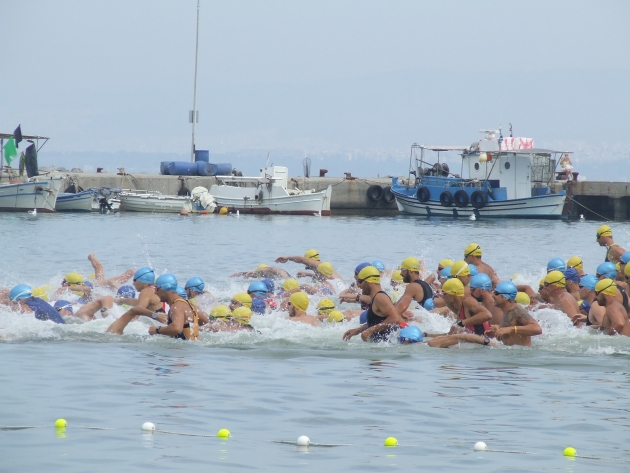 &Delta;&Epsilon;&Lambda;&Tau;&Iota;&Omicron; &Tau;&Upsilon;&Pi;&Omicron;&Upsilon; -  &Delta;&upsilon;&nu;&alpha;&mu;&iota;&kappa;ό &pi;&alpha;&rho;ό&nu; &tau;&omicron;&upsilon; &Sigma;&upsilon;&lambda;&lambda;ό&gamma;&omicron;&upsilon; &Delta;&rho;&omicron;&mu;έ&omega;&nu; &Beta;έ&rho;&omicron;&iota;&alpha;&sigmaf; &sigma;&tau;&omicron; Thermaikos Triathlon 2016