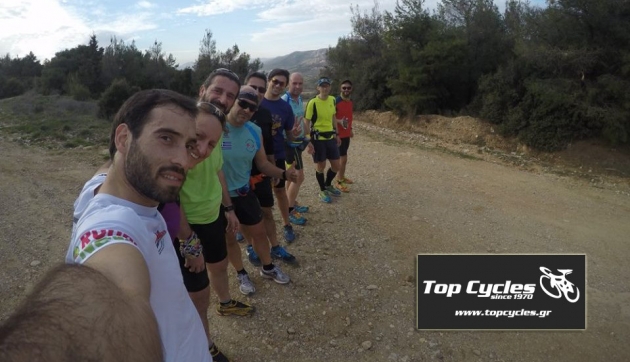 &Delta;&Epsilon;&Lambda;&Tau;&Iota;&Omicron; &Tau;&Upsilon;&Pi;&Omicron;&Upsilon; -  To Top Cycles &pi;&alpha;ί&rho;&nu;&epsilon;&iota; &tau;&alpha; &beta;&omicron;&upsilon;&nu;ά