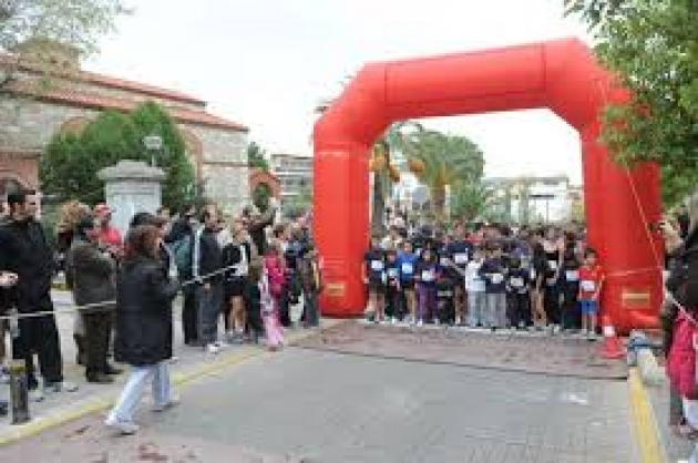 &Delta;&Epsilon;&Lambda;&Tau;&Iota;&Omicron; &Tau;&Upsilon;&Pi;&Omicron;&Upsilon; - Έ&kappa;&lambda;&epsilon;&iota;&sigma;&alpha;&nu; &sigma;ή&mu;&epsilon;&rho;&alpha; &omicron;&iota; &sigma;&upsilon;&mu;&mu;&epsilon;&tau;&omicron;&chi;έ&sigmaf; &gamma;&iota;&alpha; &tau;&alpha; 10 &chi;&lambda;&mu;. &kappa;&alpha;&iota; 4 &chi;&lambda;&mu;. &sigma;&tau;&omicron;&nu; 4&omicron; &Alpha;&gamma;ώ&nu;&alpha; &Delta;&rho;ό&mu;&omicron;&upsilon; &Rho;&epsilon;&mu;&alpha;&tau;&iota;ά&sigmaf; &Chi;&alpha;&lambda;&alpha;&nu;&delta;&rho;ί&omicron;&upsilon;