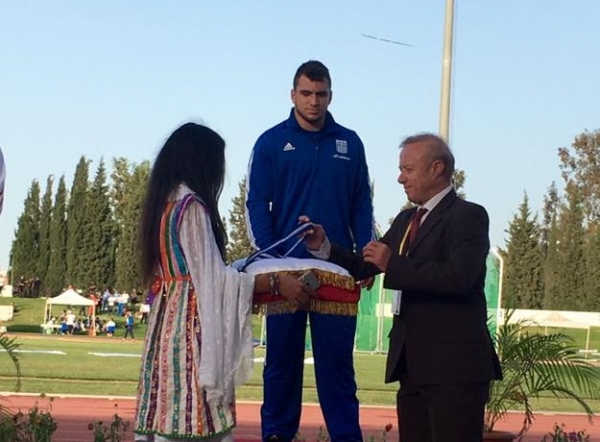 &Sigma;&tau;&eta;&nu; &Gamma;&alpha;&lambda;&lambda;ί&alpha; &Alpha;&nu;&alpha;&sigma;&tau;&alpha;&sigma;ά&kappa;&eta;&sigmaf;, &Alpha;&nu;&alpha;&gamma;&nu;&omega;&sigma;&tau;&omicron;&pi;&omicron;ύ&lambda;&omicron;&upsilon; &kappa;&alpha;&iota; &Delta;&omicron;&upsilon;&beta;&alpha;&lambda;ί&delta;&eta;&sigmaf;