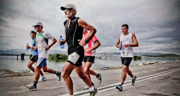 &Delta;&Epsilon;&Lambda;&Tau;&Iota;&Omicron; &Tau;&Upsilon;&Pi;&Omicron;&Upsilon; - &Omicron;&iota; &omicron;&mu;ά&delta;&epsilon;&sigmaf; &tau;&omicron;&upsilon; &Gamma;ύ&rho;&omicron;&upsilon; &Lambda;ί&mu;&nu;&eta;&sigmaf; &Iota;&omega;&alpha;&nu;&nu;ί&nu;&omega;&nu;