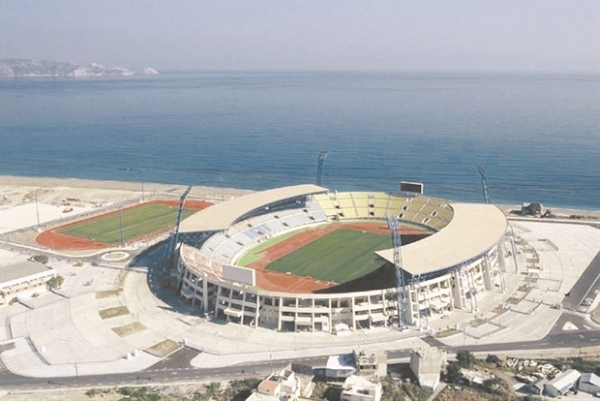 &Tau;&eta;&nu; &Pi;&alpha;&rho;&alpha;&sigma;&kappa;&epsilon;&upsilon;ή (12/9) &eta; &pi;&rho;ώ&tau;&eta; &sigma;&upsilon;&nu;έ&nu;&tau;&epsilon;&upsilon;&xi;&eta; &Tau;ύ&pi;&omicron;&upsilon; &gamma;&iota;&alpha; &tau;&omicron; &Epsilon;&upsilon;&rho;&omega;&pi;&alpha;ϊ&kappa;ό &Pi;&rho;&omega;&tau;ά&theta;&lambda;&eta;&mu;&alpha; &Omicron;&mu;ά&delta;&omega;&nu;