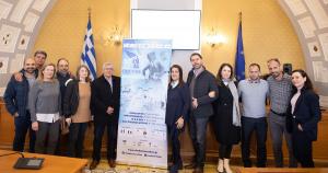 &Omicron; &Delta;&iota;&epsilon;&theta;&nu;ή&sigmaf; &Mu;&alpha;&rho;&alpha;&theta;ώ&nu;&iota;&omicron;&sigmaf; &Rho;ό&delta;&omicron;&upsilon; &epsilon;&pi;&iota;&sigma;&tau;&rho;έ&phi;&epsilon;&iota; &mu;&epsilon; &sigma;&pi;&omicron;&upsilon;&delta;&alpha;ί&omicron;&upsilon;&sigmaf; &pi;&rho;&omega;&tau;&alpha;&theta;&lambda;&eta;&tau;έ&sigmaf;, &alpha;&theta;&lambda;&eta;&tau;έ&sigmaf; &alpha;&pi;ό 60 &chi;ώ&rho;&epsilon;&sigmaf; &kappa;&alpha;&iota; &tau;&eta; &hellip;&Mu;&alpha;&rho;&alpha;&theta;ώ&nu;&iota;&alpha; &Phi;&lambda;ό&gamma;&alpha;!