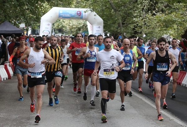 &Delta;&Epsilon;&Lambda;&Tau;&Iota;&Omicron; &Tau;&Upsilon;&Pi;&Omicron;&Upsilon; - &Mu;&epsilon; &alpha;&rho;&iota;&theta;&mu;ό &rho;&epsilon;&kappa;ό&rho; έ&kappa;&lambda;&epsilon;&iota;&sigma;&alpha;&nu; &omicron;&iota; &epsilon;&gamma;&gamma;&rho;&alpha;&phi;έ&sigmaf; &tau;&omicron;&upsilon; 10&omicron;&upsilon; &Gamma;ύ&rho;&omicron;&upsilon; &Lambda;ί&mu;&nu;&eta;&sigmaf; &Iota;&omega;&alpha;&nu;&nu;ί&nu;&omega;&nu;
