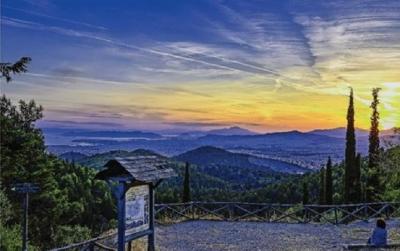 &Sigma;&pi;&omicron;&upsilon;&delta;&alpha;ί&alpha; &mu;έ&rho;&alpha; &gamma;&iota;&alpha; &tau;&omicron;&nu; &Upsilon;&mu;&eta;&tau;&tau;ό: &Alpha;&pi;&omicron;&kappa;&tau;ά &delta;ί&kappa;&tau;&upsilon;&omicron; έ&xi;&iota; &mu;&omicron;&nu;&omicron;&pi;&alpha;&tau;&iota;ώ&nu; &mu;ή&kappa;&omicron;&upsilon;&sigmaf; 90 &chi;&lambda;&mu;.