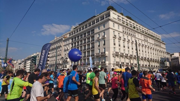 &Gamma;&iota;&omicron;&rho;&tau;ή &sigma;&tau;&omicron; &kappa;έ&nu;&tau;&rho;&omicron; &tau;&eta;&sigmaf; &pi;ό&lambda;&eta;&sigmaf; &mu;&epsilon; &tau;&omicron;&nu; &Eta;&mu;&iota;&mu;&alpha;&rho;&alpha;&theta;ώ&nu;&iota;&omicron; &Alpha;&theta;ή&nu;&alpha;&sigmaf;