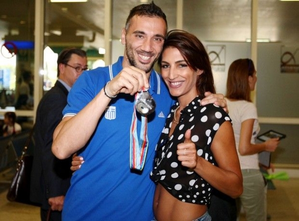 &Epsilon;&upsilon;&rho;&omega;&pi;&alpha;ϊ&kappa;ό &Zeta;&upsilon;&rho;ί&chi;&eta; - &Epsilon;&pi;έ&sigma;&tau;&rho;&epsilon;&psi;&epsilon; &eta; &Epsilon;&theta;&nu;&iota;&kappa;ή