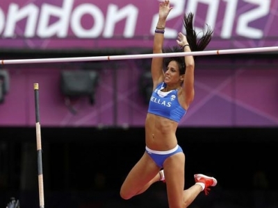 &Nu;έ&alpha; &nu;ί&kappa;&eta; &gamma;&iota;&alpha; &Sigma;&tau;&epsilon;&phi;&alpha;&nu;ί&delta;&eta; &mu;&epsilon; 4,81&mu;. &sigma;&tau;&omicron; &Mu;&omicron;&nu;&alpha;&kappa;ό