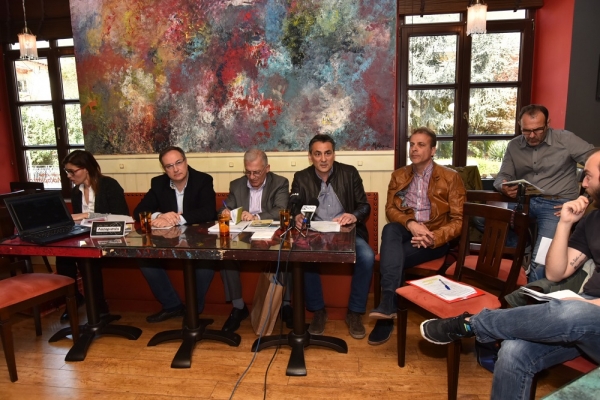 &Delta;&Epsilon;&Lambda;&Tau;&Iota;&Omicron; &Tau;&Upsilon;&Pi;&Omicron;&Upsilon; - &Omicron;&iota; &Delta;ή&mu;&omicron;&iota; &Pi;&alpha;ύ&lambda;&omicron;&upsilon; &Mu;&epsilon;&lambda;ά &kappa;&alpha;&iota; &Alpha;&mu;&pi;&epsilon;&lambda;&omicron;&kappa;ή&pi;&omega;&nu; &Mu;&epsilon;&nu;&epsilon;&mu;έ&nu;&eta;&sigmaf; &pi;&alpha;&rho;&omicron;&upsilon;&sigma;ί&alpha;&sigma;&alpha;&nu; &sigma;&tau;&alpha; &Mu;&Mu;&Epsilon; &tau;&omicron;&nu; &laquo;&Alpha;&gamma;ώ&nu;&alpha; &Delta;&rho;ό&mu;&omicron;&upsilon; &gamma;&iota;&alpha; &tau;&alpha; &pi;&rho;ώ&eta;&nu; &Sigma;&tau;&rho;&alpha;&tau;ό&pi;&epsilon;&delta;&alpha;&raquo;