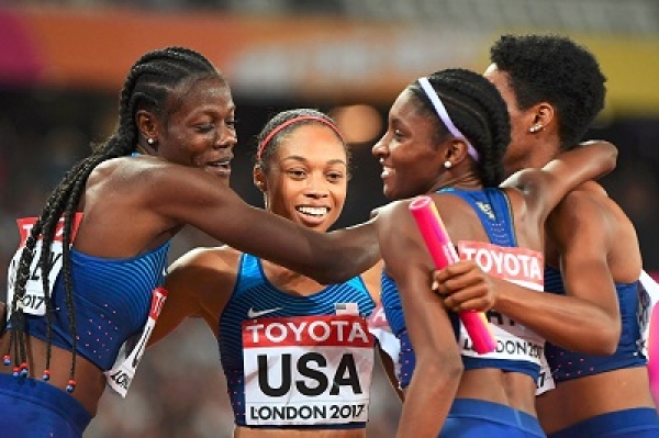 &Lambda;&omicron;&nu;&delta;ί&nu;&omicron; 2017: &Phi;&iota;&nu;ά&lambda;&epsilon; &mu;&epsilon; &sigma;&pi;&omicron;&upsilon;&delta;&alpha;ί&epsilon;&sigmaf; &epsilon;&pi;&iota;&delta;ό&sigma;&epsilon;&iota;&sigmaf; &kappa;&alpha;&iota; &tau;&omicron; &mu;&epsilon;&gamma;ά&lambda;&omicron; &alpha;&nu;&tau;ί&omicron; &tau;&omicron;&upsilon; &Mu;&pi;&omicron;&lambda;&tau;