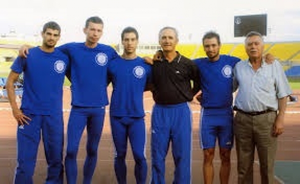 &Epsilon;&phi;&upsilon;&gamma;&epsilon; &alpha;&pi;ό &tau;&eta; &zeta;&omega;ή &omicron; &Gamma;&iota;ά&nu;&nu;&eta;&sigmaf; &Mu;&alpha;&nu;ί&kappa;&alpha;&sigmaf;