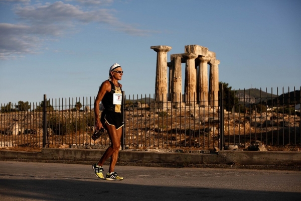 Ultra: &Omicron; &alpha;&lambda;&eta;&theta;&iota;&nu;ό&sigmaf; &Mu;&alpha;&rho;&alpha;&theta;ώ&nu;&iota;&omicron;&sigmaf; / &Nu;&tau;&omicron;&kappa;&iota;&mu;&alpha;&nu;&tau;έ&rho; &gamma;&iota;&alpha; &tau;&omicron; &Sigma;&pi;ά&rho;&tau;&alpha;&theta;&lambda;&omicron;&nu;