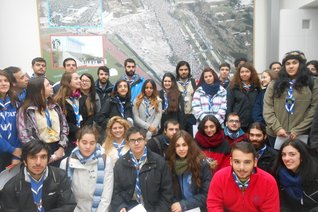 &Tau;&alpha; &mu;έ&lambda;&eta; &tau;&omicron;&upsilon; &Sigma;ώ&mu;&alpha;&tau;&omicron;&sigmaf; &Epsilon;&lambda;&lambda;ή&nu;&omega;&nu; &Pi;&rho;&omicron;&sigma;&kappa;ό&pi;&omega;&nu; &epsilon;&pi;&iota;&sigma;&kappa;έ&phi;&tau;&eta;&kappa;&alpha;&nu; &kappa;&alpha;&iota; &xi;&epsilon;&nu;&alpha;&gamma;ή&theta;&eta;&kappa;&alpha;&nu; &sigma;&tau;&omicron; &Mu;&omicron;&upsilon;&sigma;&epsilon;ί&omicron; &Mu;&alpha;&rho;&alpha;&theta;&omega;&nu;ί&omicron;&upsilon; &Delta;&rho;ό&mu;&omicron;&upsilon;