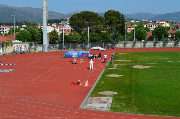 &Sigma;&tau;&iota;&sigmaf; 7 &Mu;&alpha;ΐ&omicron;&upsilon; &tau;&omicron; &phi;&epsilon;&sigma;&tau;&iota;&beta;ά&lambda; &rho;ί&psi;&epsilon;&omega;&nu; &sigma;&tau;&eta;&nu; &Tau;&rho;ί&pi;&omicron;&lambda;&eta;