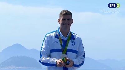 &Alpha;&sigma;&eta;&mu;έ&nu;&iota;&omicron;&sigmaf; &Omicron;&lambda;&upsilon;&mu;&pi;&iota;&omicron;&nu;ί&kappa;&eta;&sigmaf; &omicron; &Gamma;&iota;&alpha;&nu;&nu;&iota;ώ&tau;&eta;&sigmaf; &sigma;&tau;&alpha; 10 &chi;&lambda;&mu; &alpha;&nu;&omicron;&iota;&chi;&tau;ή&sigmaf; &theta;ά&lambda;&alpha;&sigma;&sigma;&alpha;&sigmaf;