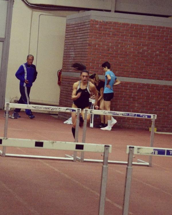 &Delta;&Epsilon;&Lambda;&Tau;&Iota;&Omicron; &Tau;&Upsilon;&Pi;&Omicron;&Upsilon; - &Epsilon;&nu;&theta;&alpha;&rho;&upsilon;&nu;&tau;&iota;&kappa;έ&sigmaf; &pi;&alpha;&rho;&omicron;&upsilon;&sigma;ί&epsilon;&sigmaf; &tau;&omega;&nu; &alpha;&theta;&lambda;&eta;&tau;ώ&nu; &tau;&omicron;&upsilon; &Phi;&Iota;&Lambda;&Iota;&Pi;&Pi;&Omicron;&Upsilon; &sigma;&tau;&eta;&nu; &eta;&mu;&epsilon;&rho;ί&delta;&alpha; &kappa;&lambda;&epsilon;&iota;&sigma;&tau;&omicron;ύ &sigma;&tau;&omicron; ''&Pi;&alpha;&lambda;&alpha;&iota; &Nu;&tau;&epsilon; &Sigma;&pi;&omicron;&rho;''