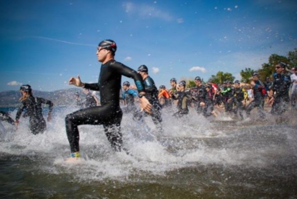&Delta;&Epsilon;&Lambda;&Tau;&Iota;&Omicron; &Tau;&Upsilon;&Pi;&Omicron;&Upsilon; - &Iota;&sigma;&chi;&upsilon;&rho;&omicron;ί ά&nu;&epsilon;&mu;&omicron;&iota; &kappa;&alpha;&iota; &pi;&omicron;&lambda;&lambda;έ&sigmaf; &sigma;&upsilon;&mu;&mu;&epsilon;&tau;&omicron;&chi;έ&sigmaf; &sigma;&tau;&omicron;&upsilon;&sigmaf; &alpha;&gamma;ώ&nu;&epsilon;&sigmaf; &Tau;&rho;&iota;ά&theta;&lambda;&omicron;&upsilon; &sigma;&tau;&omicron; &Sigma;&chi;&iota;&nu;&iota;ά