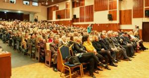 &Eta; &Sigma;&upsilon;&mu;&pi;&omicron;&lambda;&iota;&tau;&epsilon;ί&alpha; &Omicron;&lambda;&upsilon;&mu;&pi;ί&alpha;&sigmaf; &tau;&iota;&mu;ά Έ&lambda;&lambda;&eta;&nu;&epsilon;&sigmaf; &delta;&rho;&omicron;&mu;&epsilon;ί&sigmaf; &tau;&omicron;&upsilon; &Sigma;&tau;ί&beta;&omicron;&upsilon; &kappa;&alpha;&iota; &tau;&omicron;&nu; &upsilon;&pi;&epsilon;&rho;&alpha;&theta;&lambda;&eta;&tau;ή &Epsilon;&mu;ί&lambda; &Zeta;ά&tau;&omicron;&pi;&epsilon;&kappa; - &Epsilon;&kappa;&delta;&eta;&lambda;ώ&sigma;&epsilon;&iota;&sigmaf; &sigma;&tau;&omicron; &pi;&lambda;&alpha;ί&sigma;&iota;&omicron; &tau;&eta;&sigmaf; &delta;&iota;&omicron;&rho;&gamma;ά&nu;&omega;&sigma;&eta;&sigmaf; &tau;&omicron;&upsilon; 7&omicron;&upsilon; &Delta;&rho;ό&mu;&omicron;&upsilon; &Epsilon;&kappa;&epsilon;&chi;&epsilon;&iota;&rho;ί&alpha;&sigmaf;
