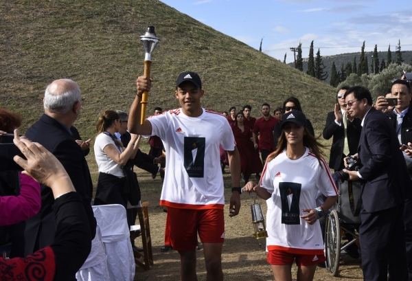 &Eta; &phi;&lambda;ό&gamma;&alpha; &tau;&omicron;&upsilon; &Mu;&alpha;&rho;&alpha;&theta;&omega;&nu;ί&omicron;&upsilon; ά&nu;&alpha;&psi;&epsilon; ... ό&lambda;&alpha; έ&tau;&omicron;&iota;&mu;&alpha; &gamma;&iota;&alpha; &tau;&omicron;&nu; 34&omicron; &Alpha;&Mu;&Alpha;