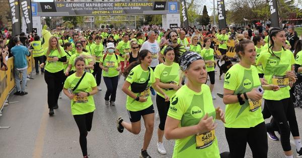 &Omicron; &laquo;&Mu;&alpha;&rho;&alpha;&theta;ώ&nu;&iota;&omicron;&sigmaf; &tau;&eta;&sigmaf; &Iota;&sigma;&tau;&omicron;&rho;ί&alpha;&sigmaf;&raquo; &upsilon;&pi;&omicron;&delta;έ&chi;&epsilon;&tau;&alpha;&iota; &delta;&rho;&omicron;&mu;&epsilon;ί&sigmaf; &alpha;&pi;ό ό&lambda;&omicron; &tau;&omicron;&nu; &kappa;ό&sigma;&mu;&omicron;! &Kappa;έ&nu;&tau;&rho;&omicron; &Epsilon;&gamma;&gamma;&rho;&alpha;&phi;ώ&nu; (Registration Center) &sigma;&tau;&omicron; &Pi;&epsilon;&rho;ί&pi;&tau;&epsilon;&rho;&omicron; 2 &tau;&eta;&sigmaf; &Delta;&Epsilon;&Theta;