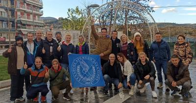 &Pi;&lambda;&omicron;ύ&sigma;&iota;&alpha; &delta;&rho;ά&sigma;&eta; &tau;&eta;&nu; &Kappa;&upsilon;&rho;&iota;&alpha;&kappa;ή 11 &Delta;&epsilon;&kappa;&epsilon;&mu;&beta;&rho;ί&omicron;&upsilon; &gamma;&iota;&alpha; &tau;&alpha; &mu;έ&lambda;&eta; &tau;&omicron;&upsilon; &Sigma;. &Delta;. &Iota;&omega;&alpha;&nu;&nu;ί&nu;&omega;&nu;