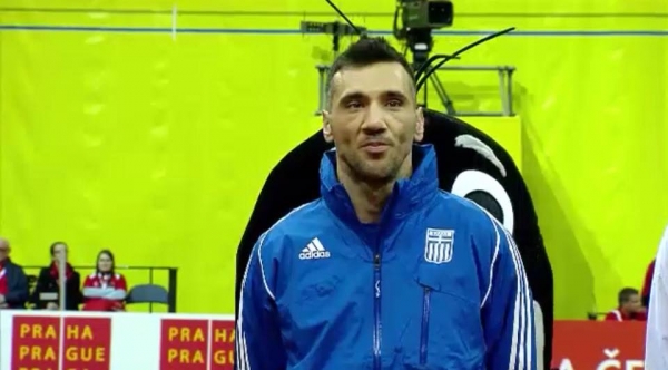 &Pi;&rho;ά&gamma;&alpha; 2015: &Tau;&sigma;ά&tau;&omicron;&upsilon;&mu;&alpha;&sigmaf; &gamma;&iota;&alpha;...&tau;&epsilon;&lambda;&iota;&kappa;ό! (&beta;ί&nu;&tau;&epsilon;&omicron;)