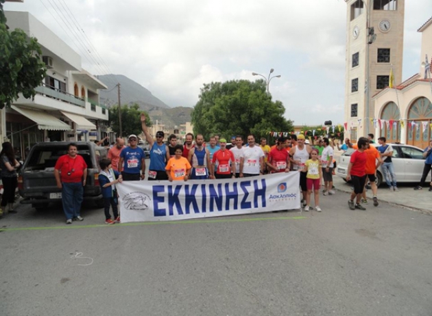 2&omicron;&sigmaf; &Omicron;&rho;&epsilon;&iota;&beta;&alpha;&tau;&iota;&kappa;ό&sigmaf; &alpha;&gamma;ώ&nu;&alpha; &delta;&rho;ό&mu;&omicron;&upsilon; "&Sigma;&tau;&omicron; &mu;&omicron;&nu;&omicron;&pi;ά&tau;&iota; &tau;&omicron;&upsilon; &Pi;&lambda;ά&tau;&omega;&nu;&alpha;"