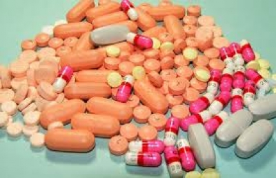 &Mu;&alpha;ύ&rho;&eta;&raquo; &pi;&rho;&omega;&tau;&iota;ά &mu;&epsilon; 1 &delta;&iota;&sigma;.&euro; &tau;&zeta;ί&rho;&omicron; &sigma;&tau;&alpha; &alpha;&nu;&alpha;&beta;&omicron;&lambda;&iota;&kappa;ά