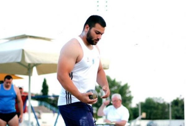 &Mu;&pi;ί&nu;&tau;&gamma;&kappa;&omicron;&zeta; 2017: &Epsilon;&phi;&upsilon;&gamma;&epsilon; &gamma;&iota;&alpha; &tau;&omicron;&nu; &tau;&epsilon;&lambda;&iota;&kappa;ό &tau;&eta;&sigmaf; &sigma;&phi;&alpha;&iota;&rho;&omicron;&beta;&omicron;&lambda;ί&alpha;&sigmaf; &omicron; &Zeta;ώ&tau;&omicron;&sigmaf;, &kappa;&alpha;&lambda;ή &epsilon;&mu;&phi;ά&nu;&iota;&sigma;&eta; &alpha;&pi;ό &Lambda;&alpha;&tau;&iota;&phi;&lambda;ά&rho;&iota;