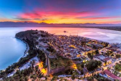 &Delta;&Epsilon;&Lambda;&Tau;&Iota;&Omicron; &Tau;&Upsilon;&Pi;&Omicron;&Upsilon; - &Eta; &gamma;&iota;&omicron;&rho;&tau;ή &sigma;&tau;&eta;&nu; &pi;ό&lambda;&eta; &tau;&omicron;&upsilon; &Nu;&alpha;&upsilon;&pi;&lambda;ί&omicron;&upsilon; - &Pi;&alpha;&rho;&omicron;&chi;έ&sigmaf; &Sigma;&upsilon;&mu;&mu;&epsilon;&tau;&omicron;&chi;ή&sigmaf; - &Epsilon;&kappa;&pi;&tau;ώ&sigma;&epsilon;&iota;&sigmaf;