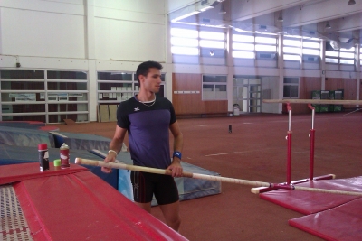 &Omicron; &Phi;&iota;&lambda;&iota;&pi;&pi;ί&delta;&eta;&sigmaf; &pi;ά&epsilon;&iota; &Nu;&tau;ί&sigma;&epsilon;&lambda;&nu;&tau;&omicron;&rho;&phi; - &Delta;&epsilon;ί&tau;&epsilon; ά&lambda;&mu;&alpha;&tau;&alpha; &alpha;&pi;ό &tau;&eta; &sigma;&eta;&mu;&epsilon;&rho;&iota;&nu;ή &tau;&omicron;&upsilon; &pi;&rho;&omicron;&pi;ό&nu;&eta;&sigma;&eta;