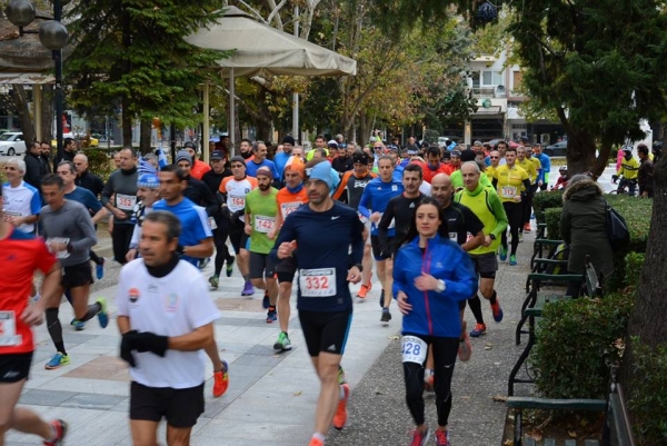 18&omicron;&sigmaf; &alpha;&gamma;ώ&nu;&alpha;&sigmaf; &delta;&rho;ό&mu;&omicron;&upsilon; "&Epsilon;&mu;&mu;&alpha;&nu;&omicron;&upsilon;ή&lambda; &Pi;&alpha;&pi;&pi;ά" - &Alpha;&pi;&omicron;&tau;&epsilon;&lambda;έ&sigma;&mu;&alpha;&tau;&alpha;