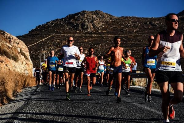 &Delta;&Epsilon;&Lambda;&Tau;&Iota;&Omicron; &Tau;&Upsilon;&Pi;&Omicron;&Upsilon; - &Omicron;&iota; &mu;&omicron;&nu;&alpha;&delta;&iota;&kappa;έ&sigmaf; &sigma;&tau;&iota;&gamma;&mu;έ&sigmaf; &tau;&omicron;&upsilon; SERIFOS SUNSET RACE 2019